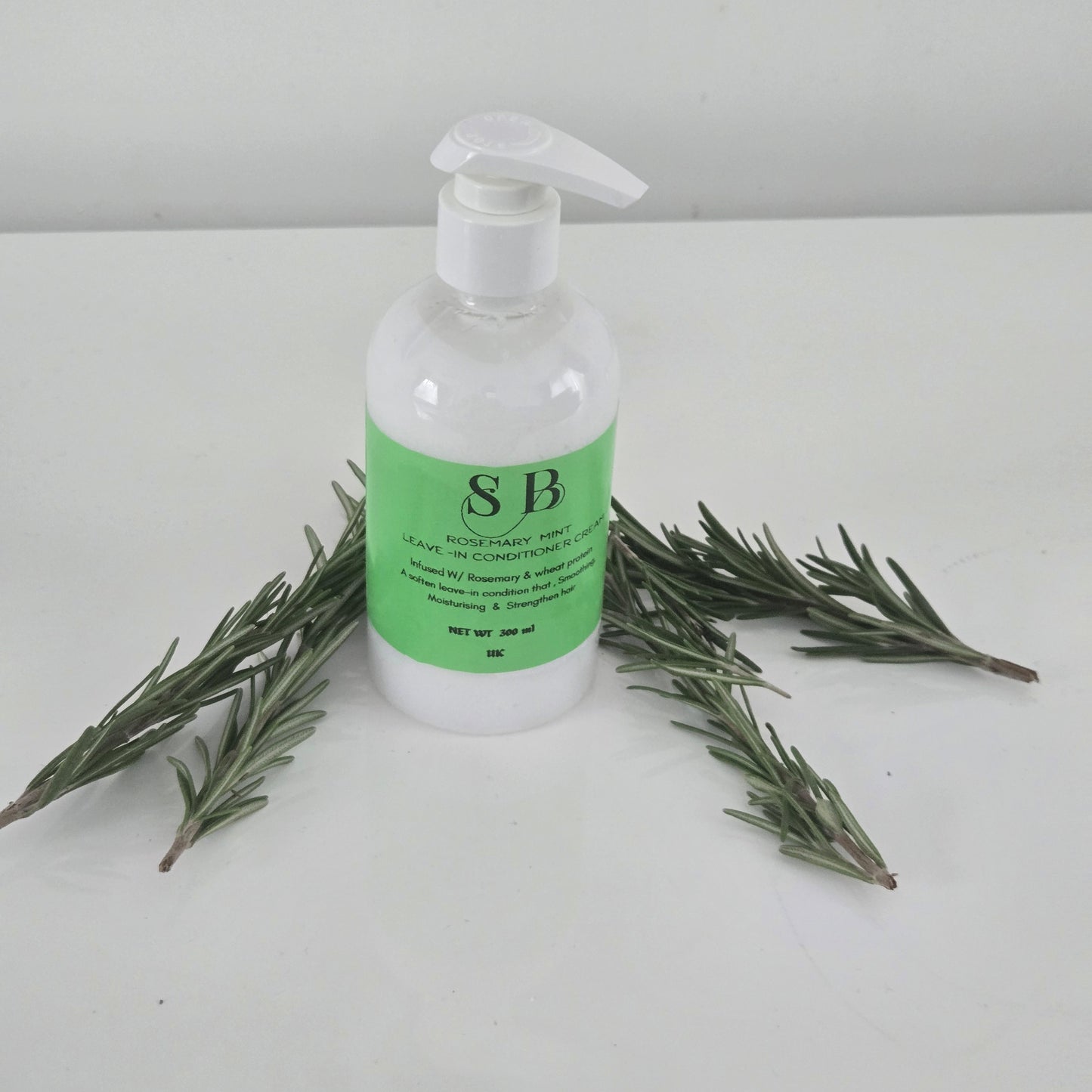 Strengthening leave-in conditioning cream
